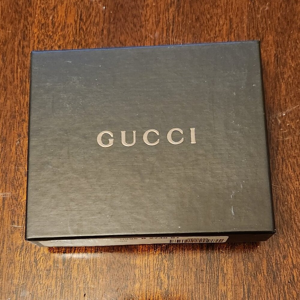 Gucci gift box